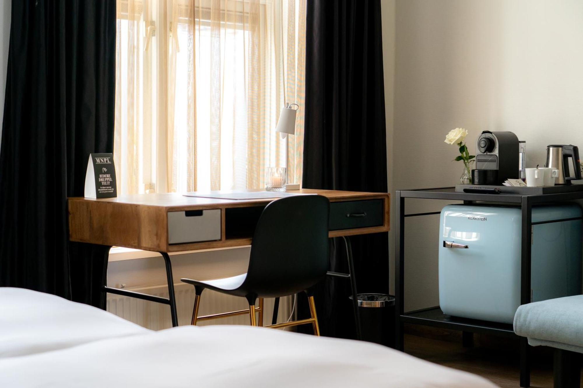 Restaurant & Hotel Monopole Хардевайк Стая снимка